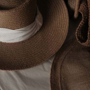 Straw hat with ribbon